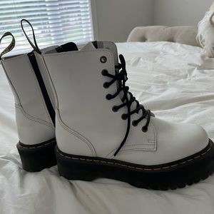 Dr Martens White